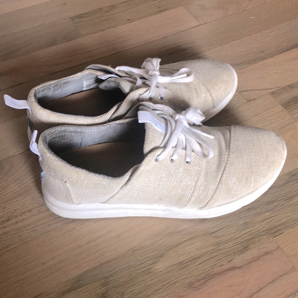 Toms White Sneakers - size 9